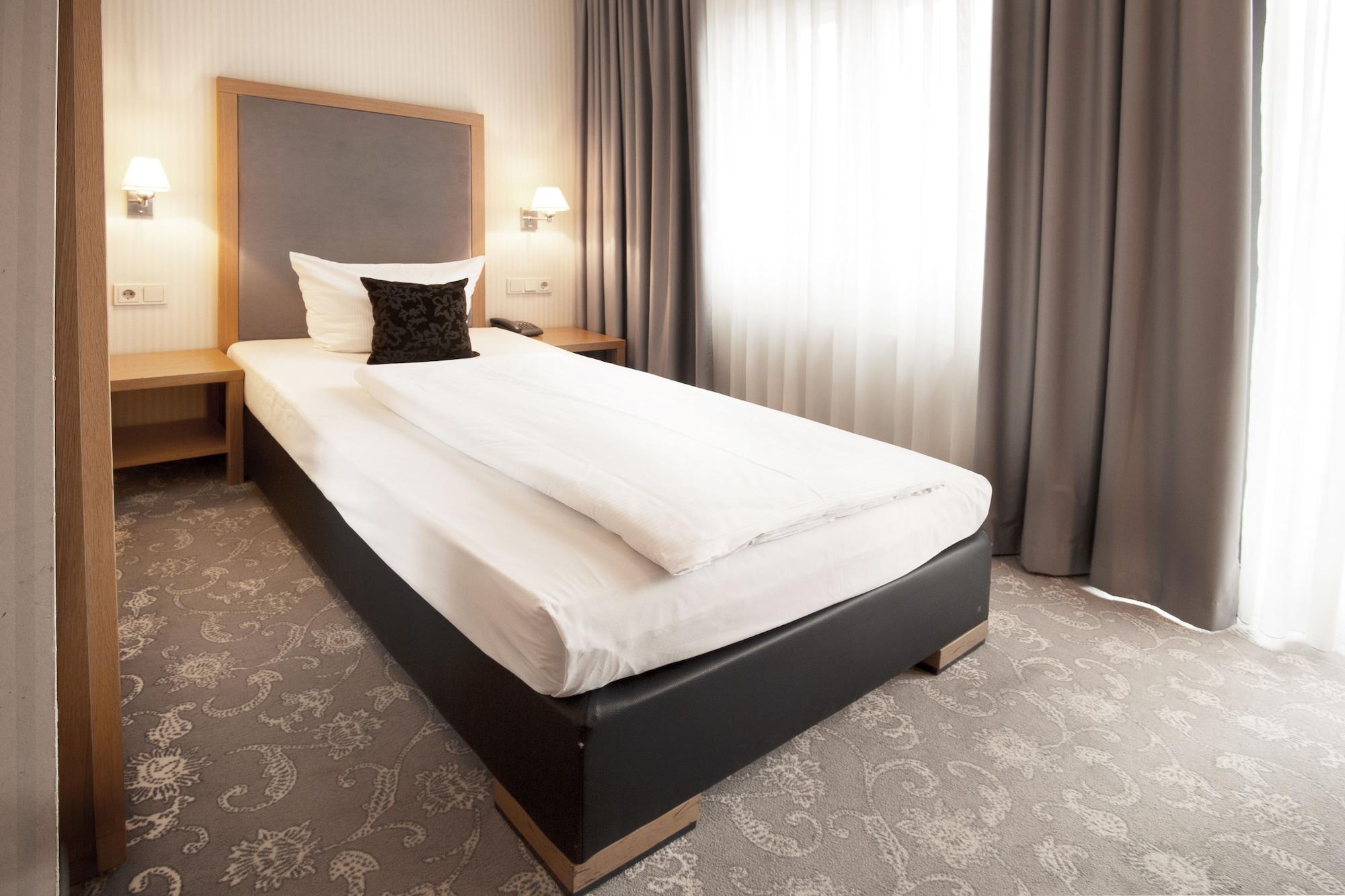 Townhouse Hotel Франкфурт-на-Майне Экстерьер фото
