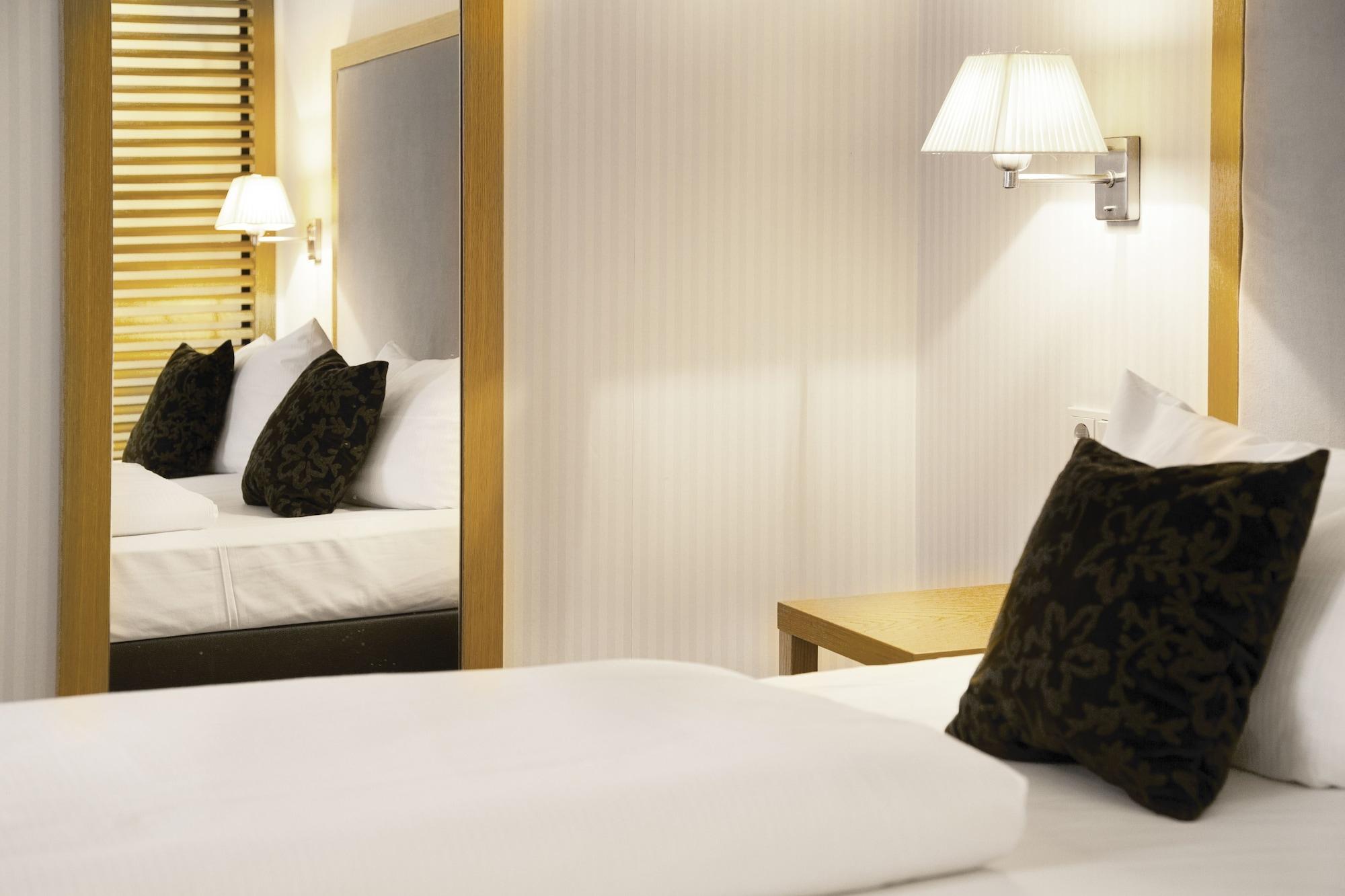 Townhouse Hotel Франкфурт-на-Майне Экстерьер фото