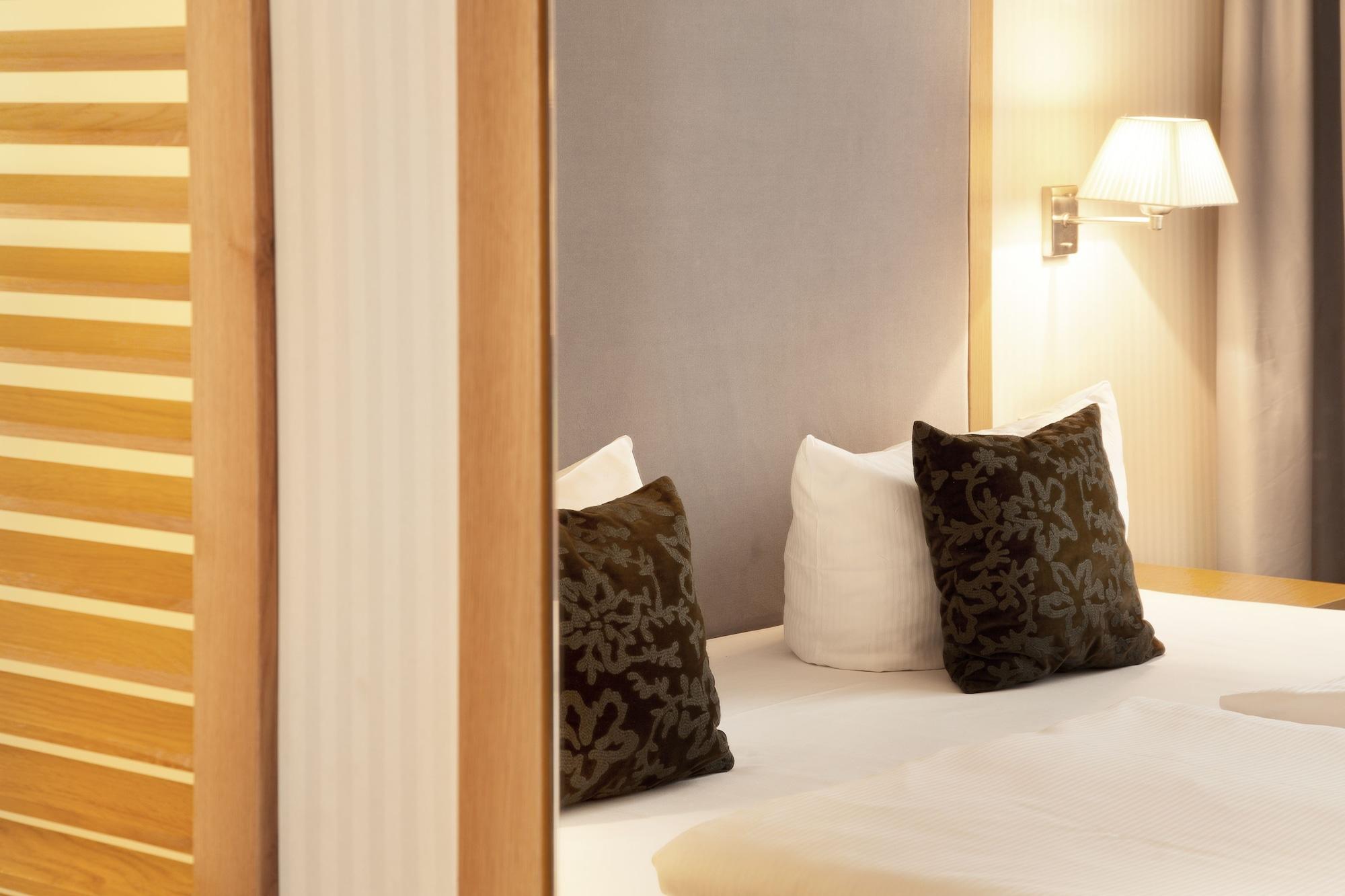 Townhouse Hotel Франкфурт-на-Майне Экстерьер фото