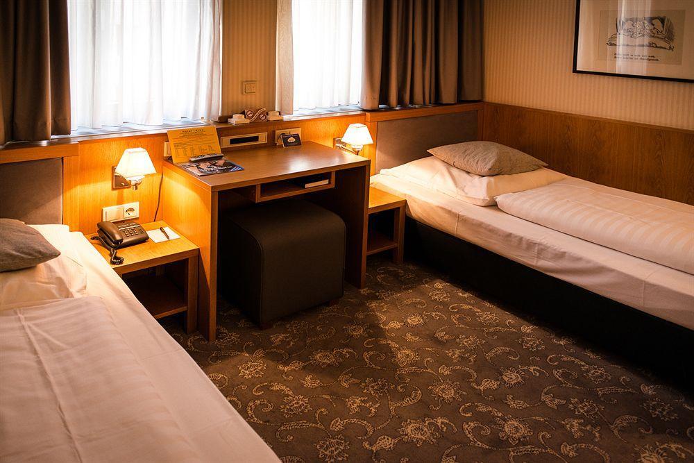 Townhouse Hotel Франкфурт-на-Майне Экстерьер фото