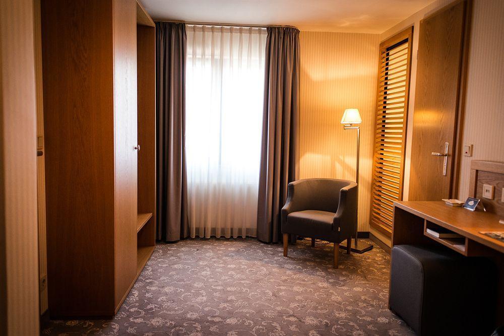 Townhouse Hotel Франкфурт-на-Майне Экстерьер фото