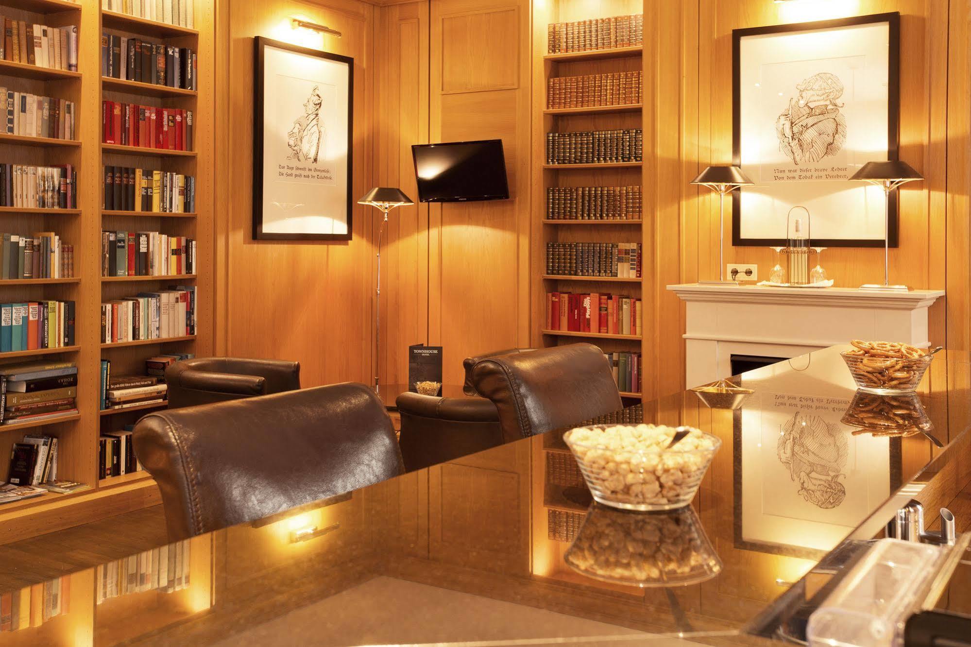 Townhouse Hotel Франкфурт-на-Майне Экстерьер фото